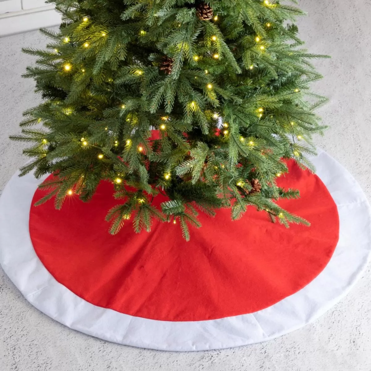 Glitzhome Holiday Textiles | 48In D Red And White Felt Christmas Tree Skirt