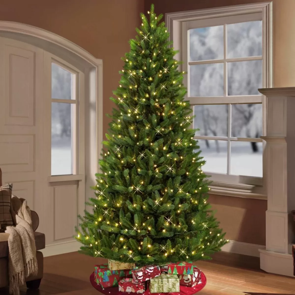 Puleo International Christmas Trees | Puleo 4-1/2 Ft. Pre-Lit Green Mountain Fir Artificial Christmas Tree